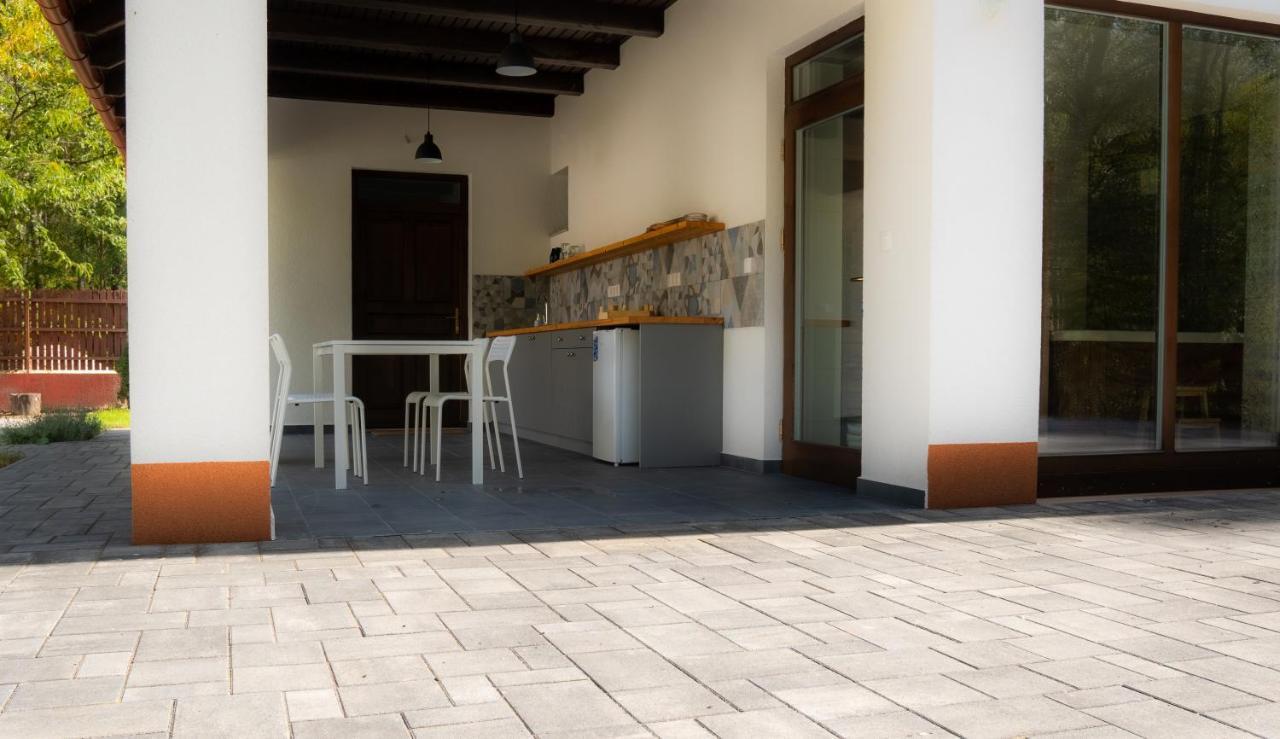 Bagosi Vendeghaz Hotell Hajdubagos Exteriör bild
