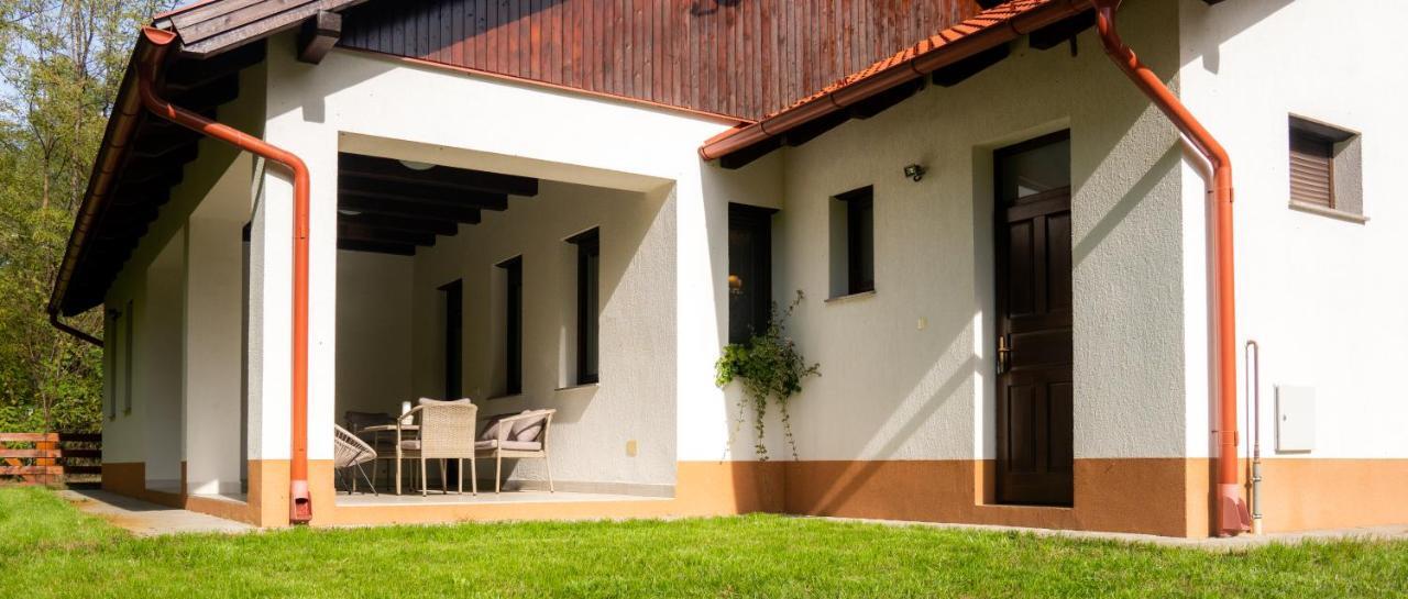 Bagosi Vendeghaz Hotell Hajdubagos Exteriör bild